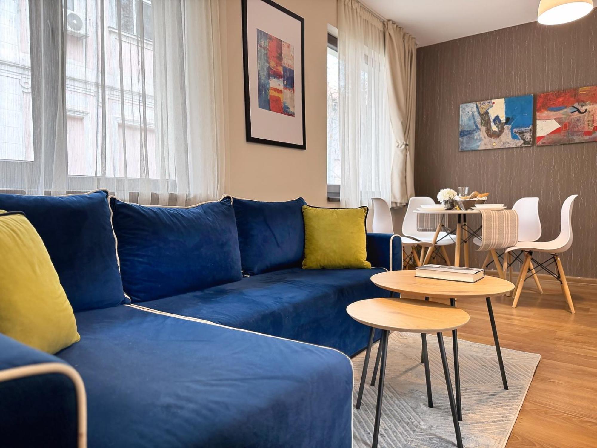 Top Centre Plovdiv Apt. With Parking For 4 Guests Exterior photo