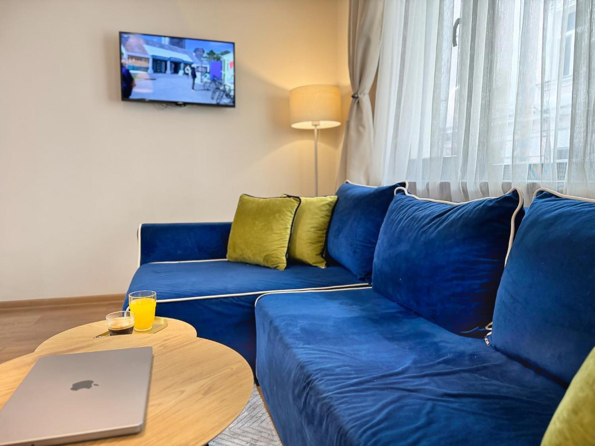 Top Centre Plovdiv Apt. With Parking For 4 Guests Exterior photo