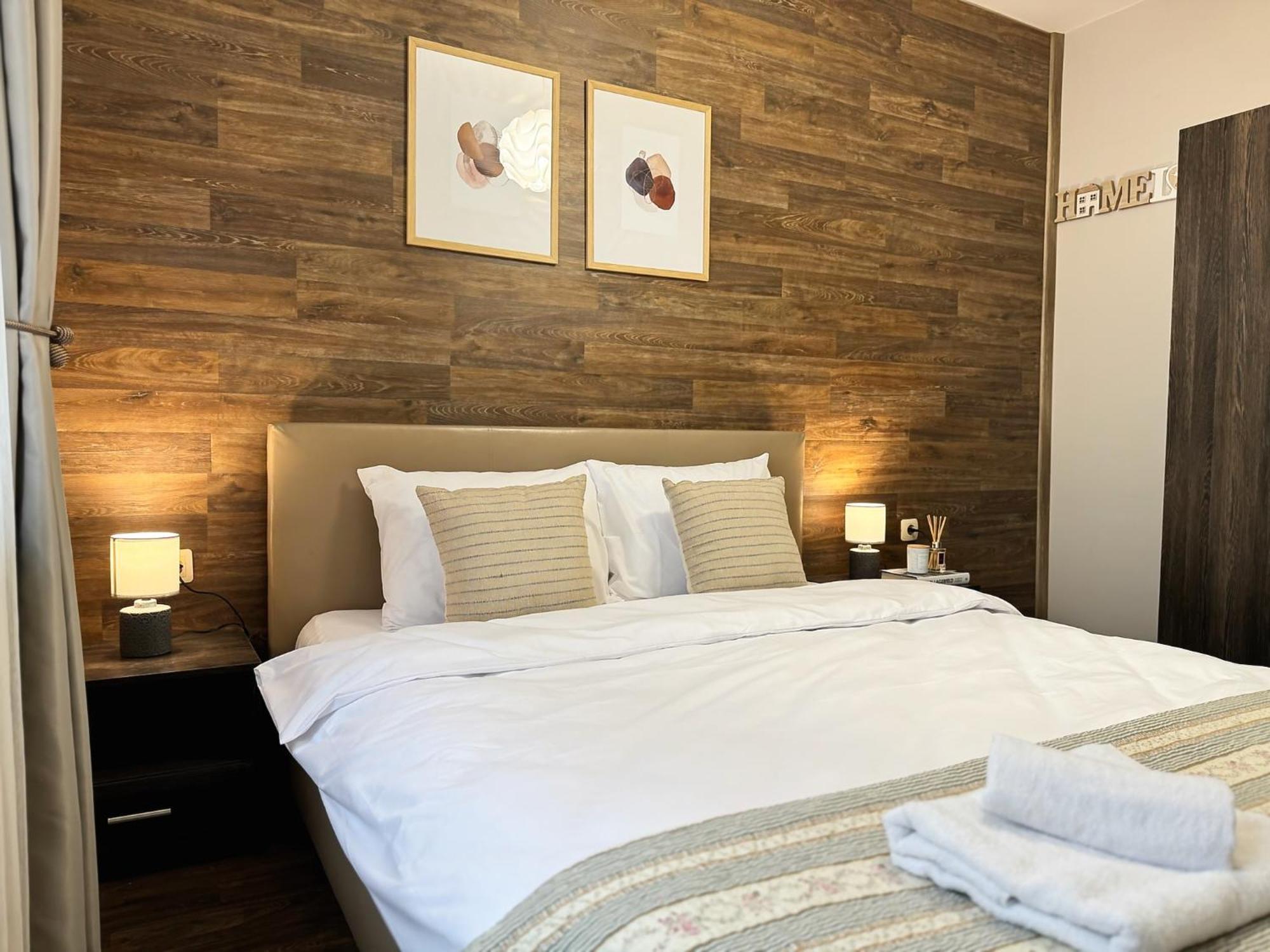 Top Centre Plovdiv Apt. With Parking For 4 Guests Exterior photo