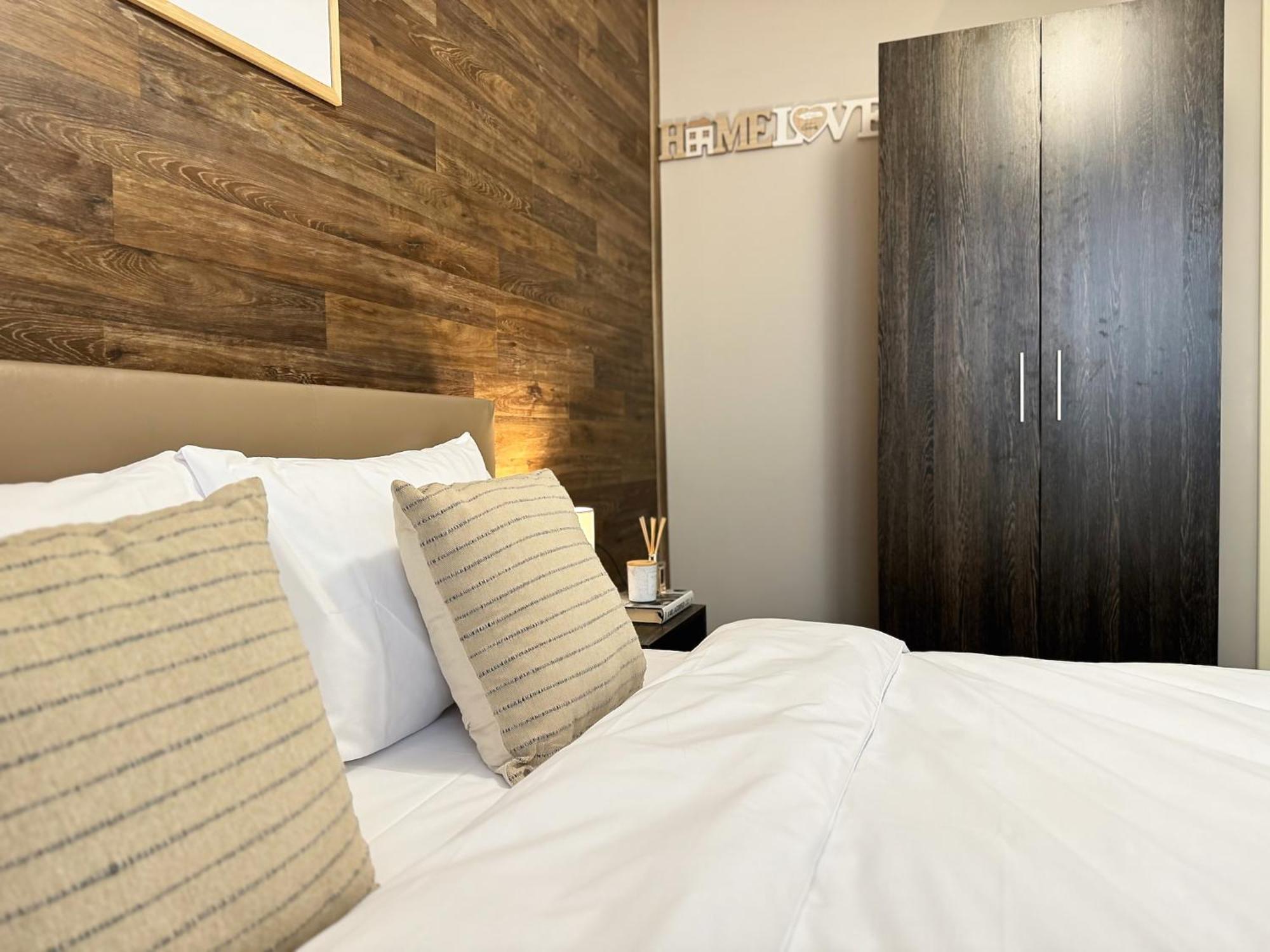 Top Centre Plovdiv Apt. With Parking For 4 Guests Exterior photo